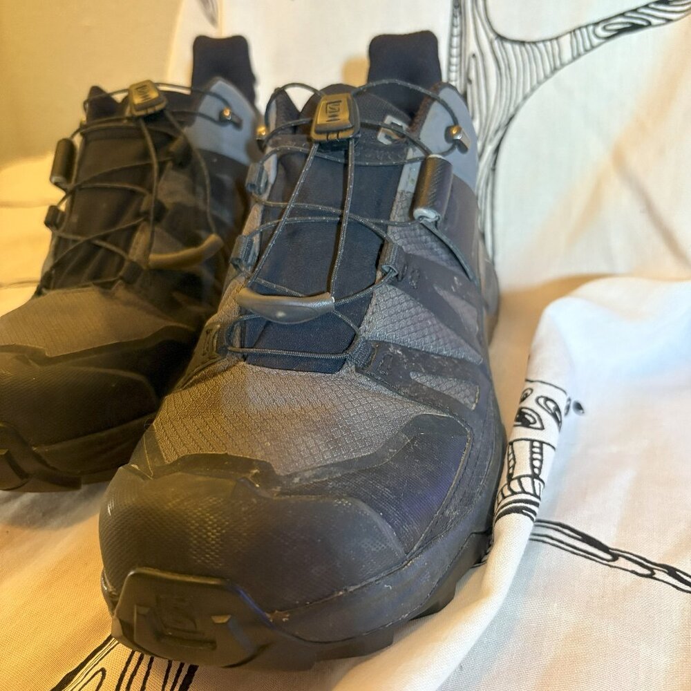 Men's Salomon X Ultra 4 Gore-Tex Hiking Shoes - worn 4 times